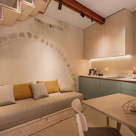 Guest house Aoria Estate Old Port 3*