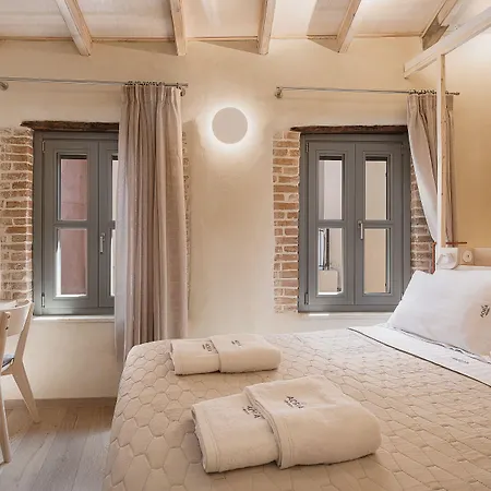 Aoria Estate Old Port Guest house 3*