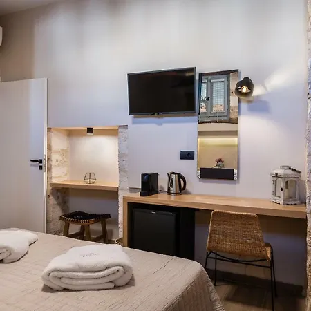 Aoria Estate Old Port Guest house