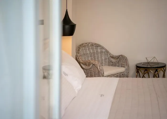 Guest house Aoria Estate Old Port 4*