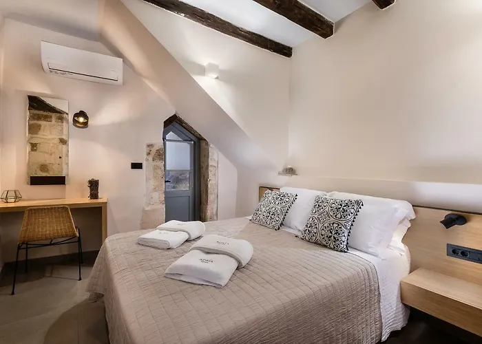 Aoria Estate Old Port 4*