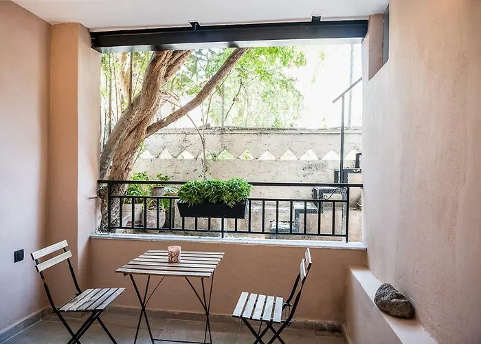 ゲストハウス Aoria Estate Old Port